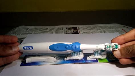 how to replace brush head on oral b